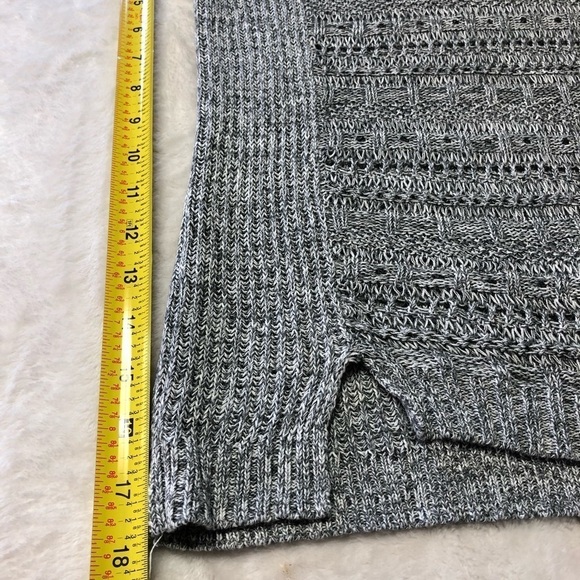 𝅺Dynamite Heathered Grey Loose Crocheted Knit Sweater - Picture 9 of 10